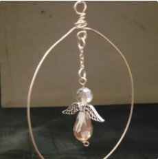 From Broken to Beautiful: The Art of Upcycled Jewellery That Tells a New Story